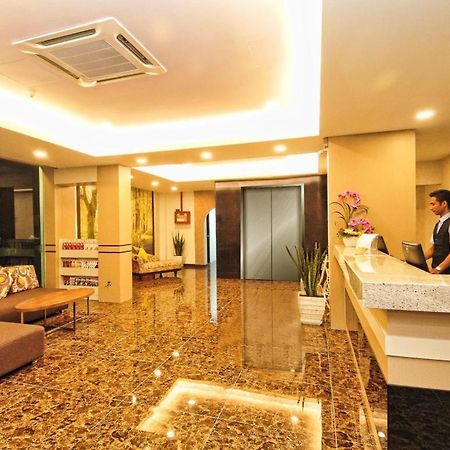 Hotel Zamburger Grand City Melaka Zewnętrze zdjęcie