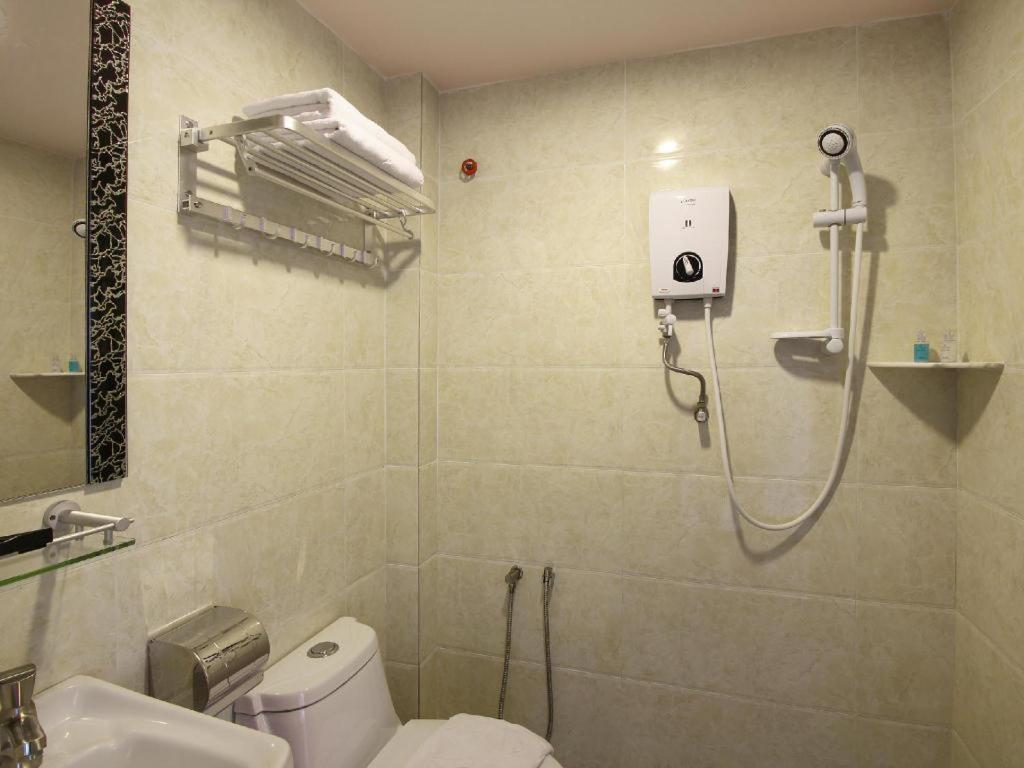 Hotel Zamburger Grand City Melaka Zewnętrze zdjęcie